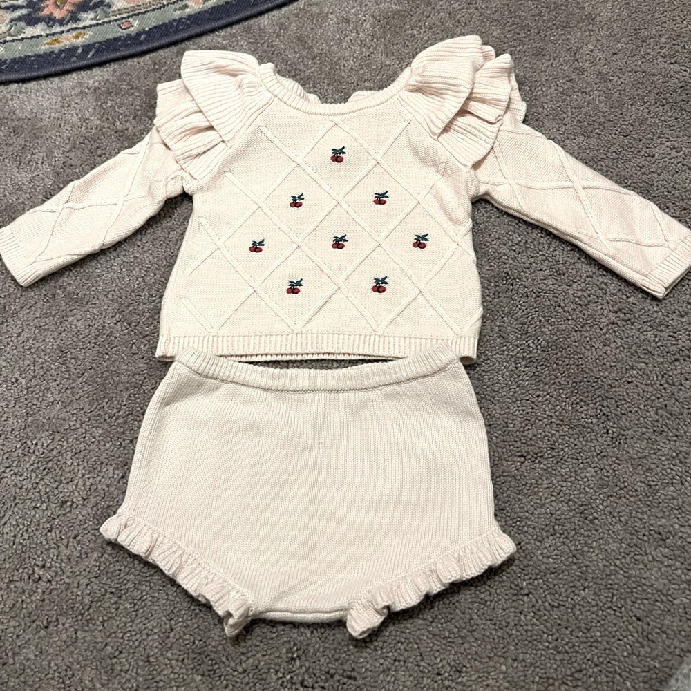 Jannie and jack two piece set
